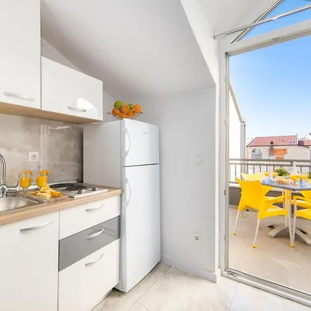 Apartment Astrid Tucepi