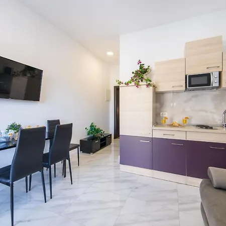 Apartment Astrid *