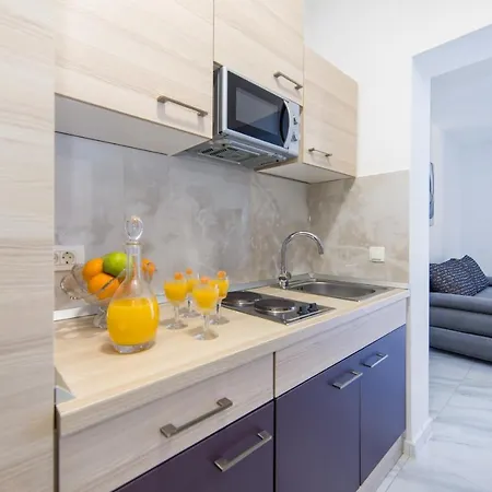 Astrid Apartment *