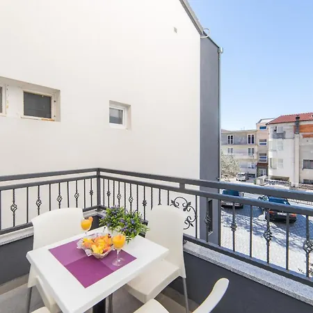 Apartment Astrid Tučepi